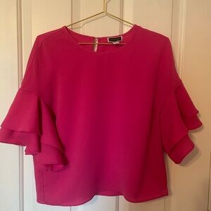 🍃S/M Fuchsia Another Story Ruffle Sleeve Blouse🍃